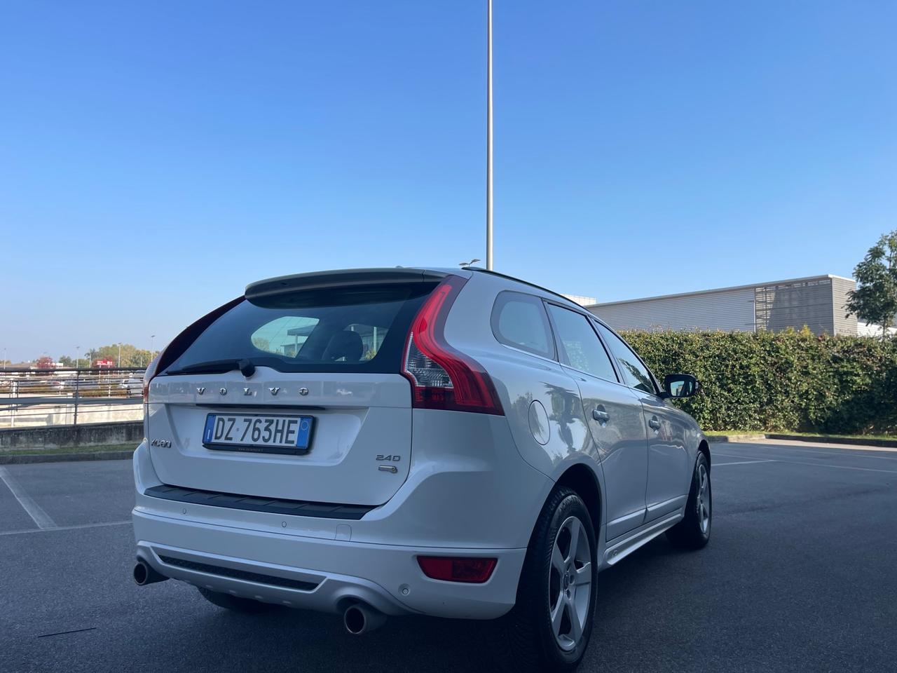 Volvo XC 60 XC60 2.4 D 175 CV FWD DRIVe Summum