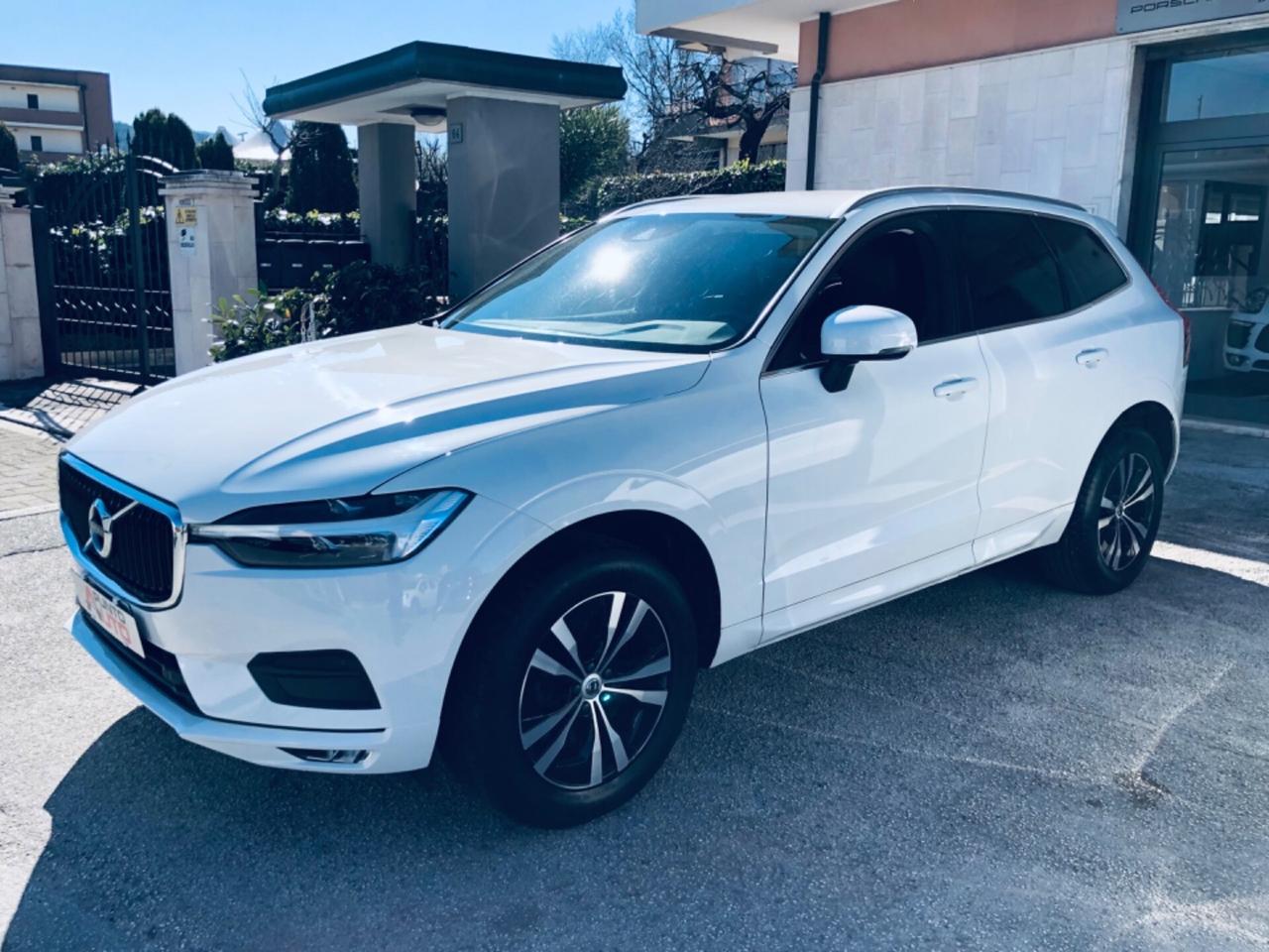 Volvo XC60 B4 (d) hybrid AWD Momentum Pro 60MILAKM