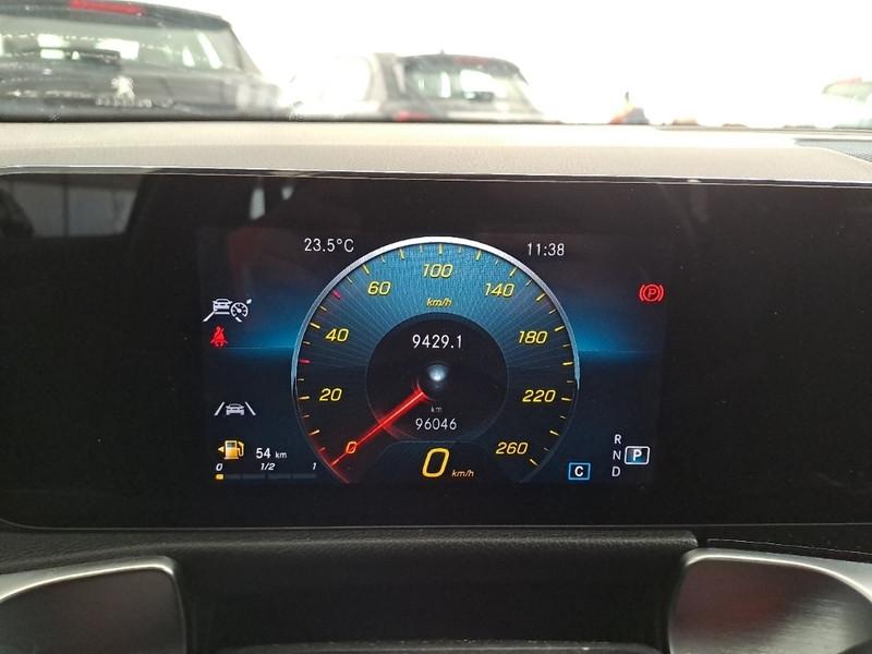 MERCEDES-BENZ GLB 200 D AUTOMATIC BUSINESS EXTRA SUV