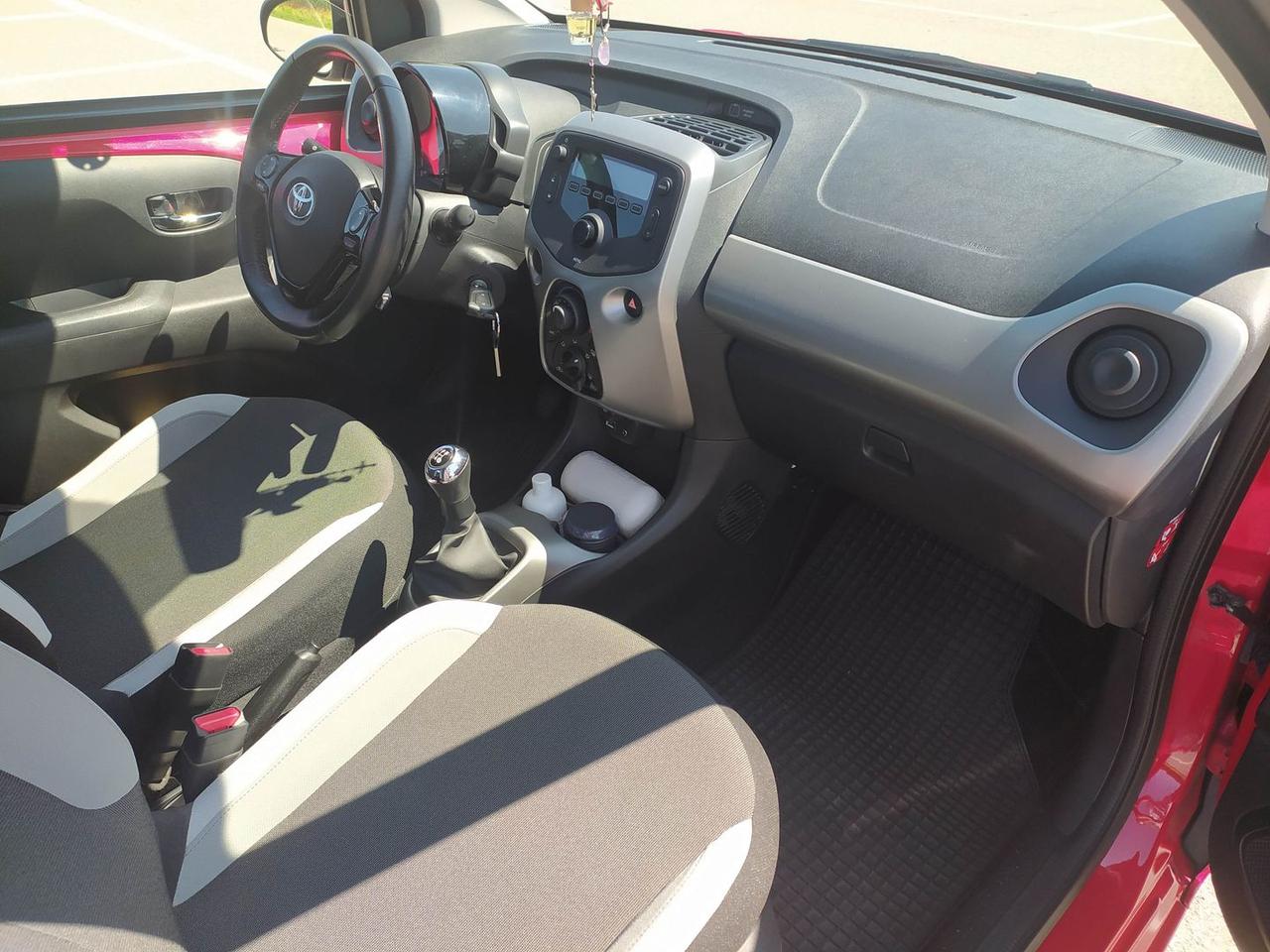Toyota Aygo X Pure 1.0 VVT-i 69 cv #11810
