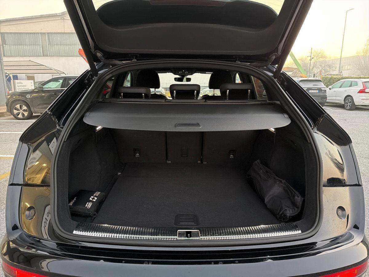 AUDI Q5 Sportback 40 2.0 tdi mhev 12V S line Plus quattro s-tronic