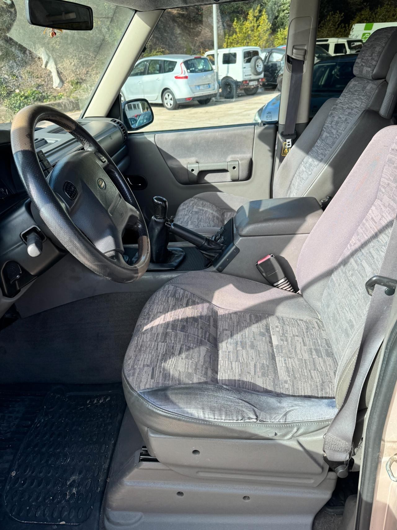 Land Rover Discovery 2.5 Td5 5 porte Luxury