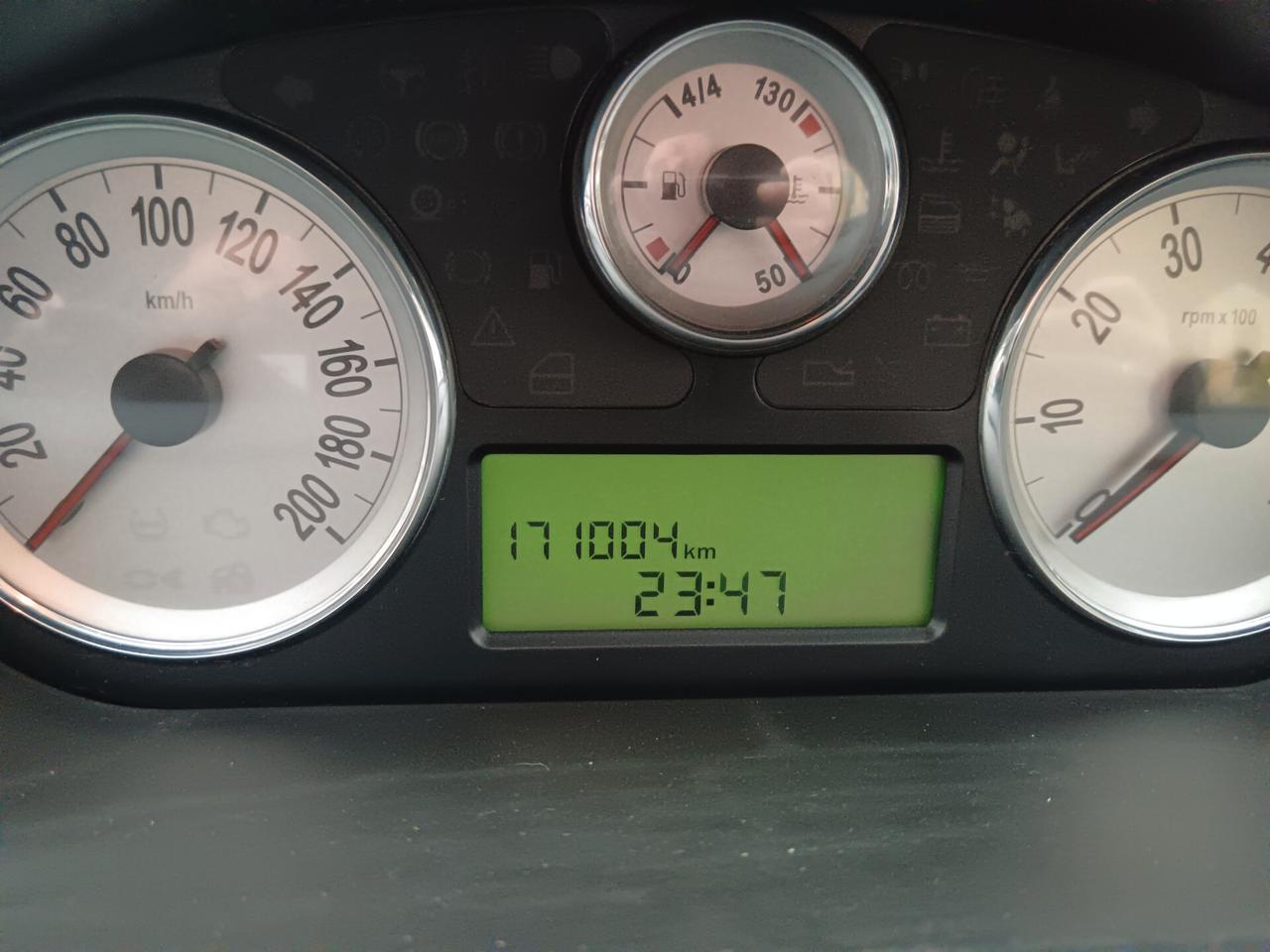 Lancia Ypsilon 1.3 MJT 105 CV Sport MomoDesign