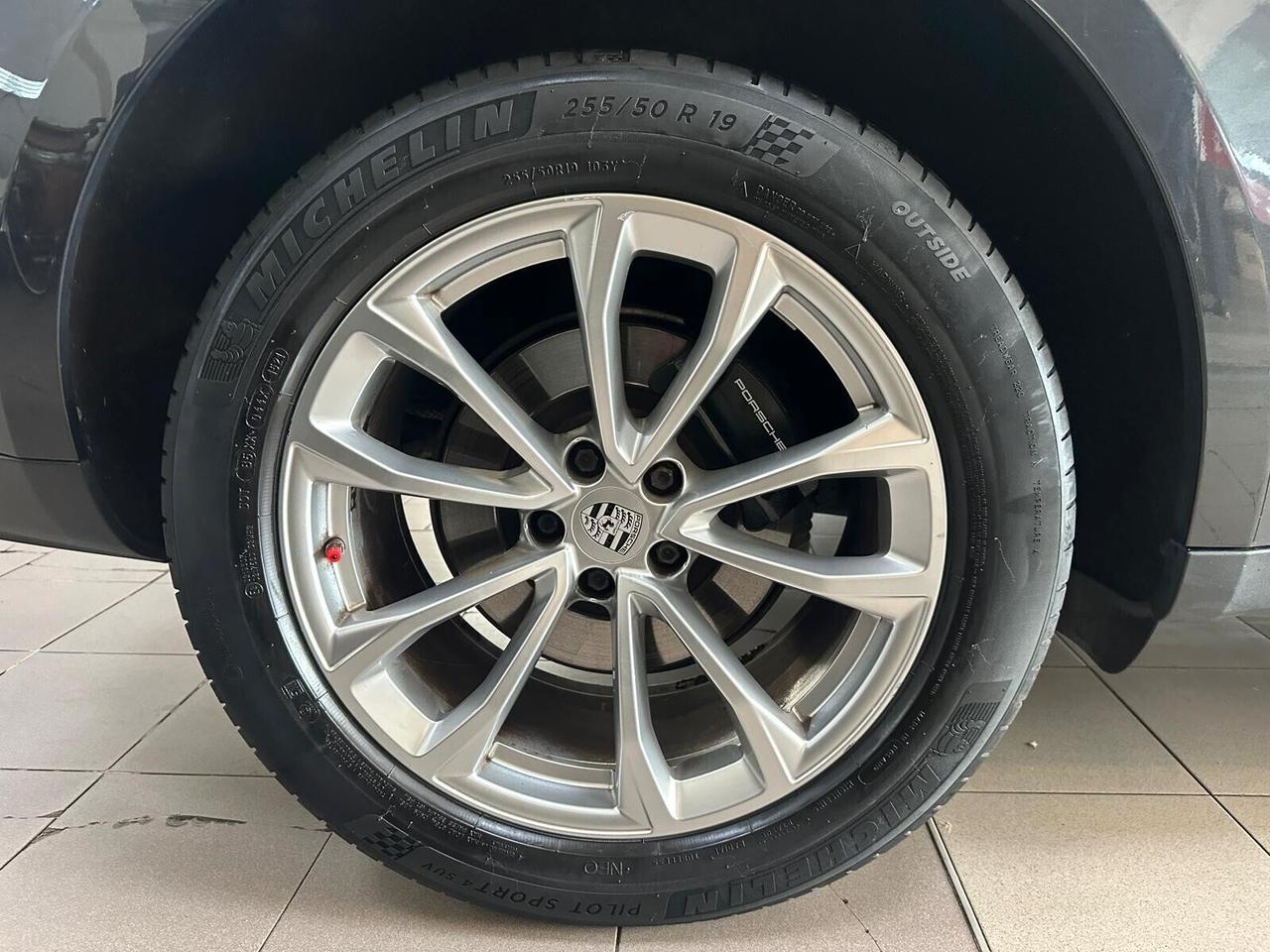 Porsche Macan 2.0 PDK 265 HP UNICOPROPRIETARIO PERFETTO