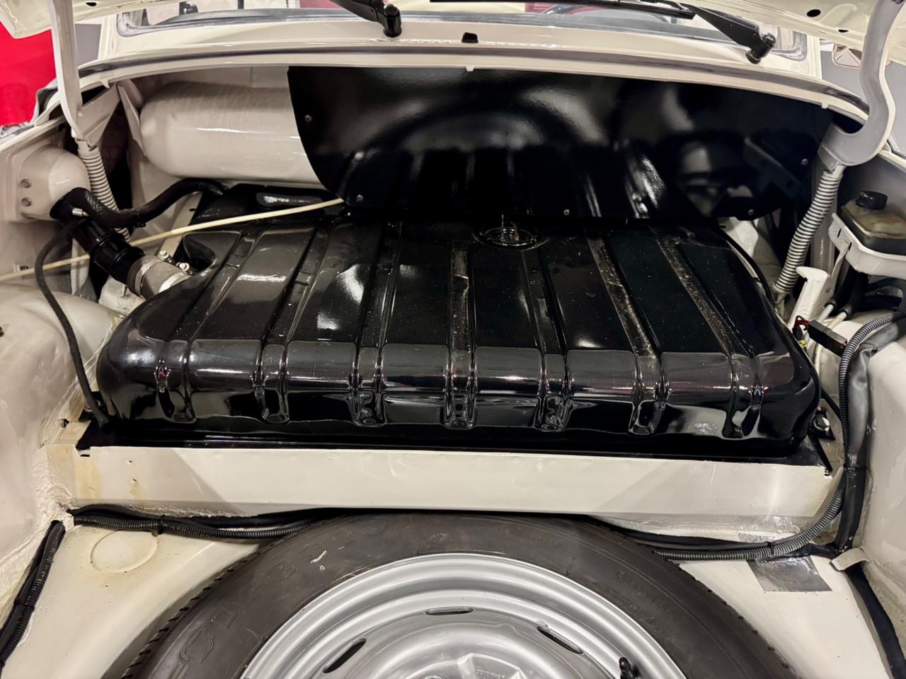 Volkswagen Maggiolone Cabriolet 1200 Karmann