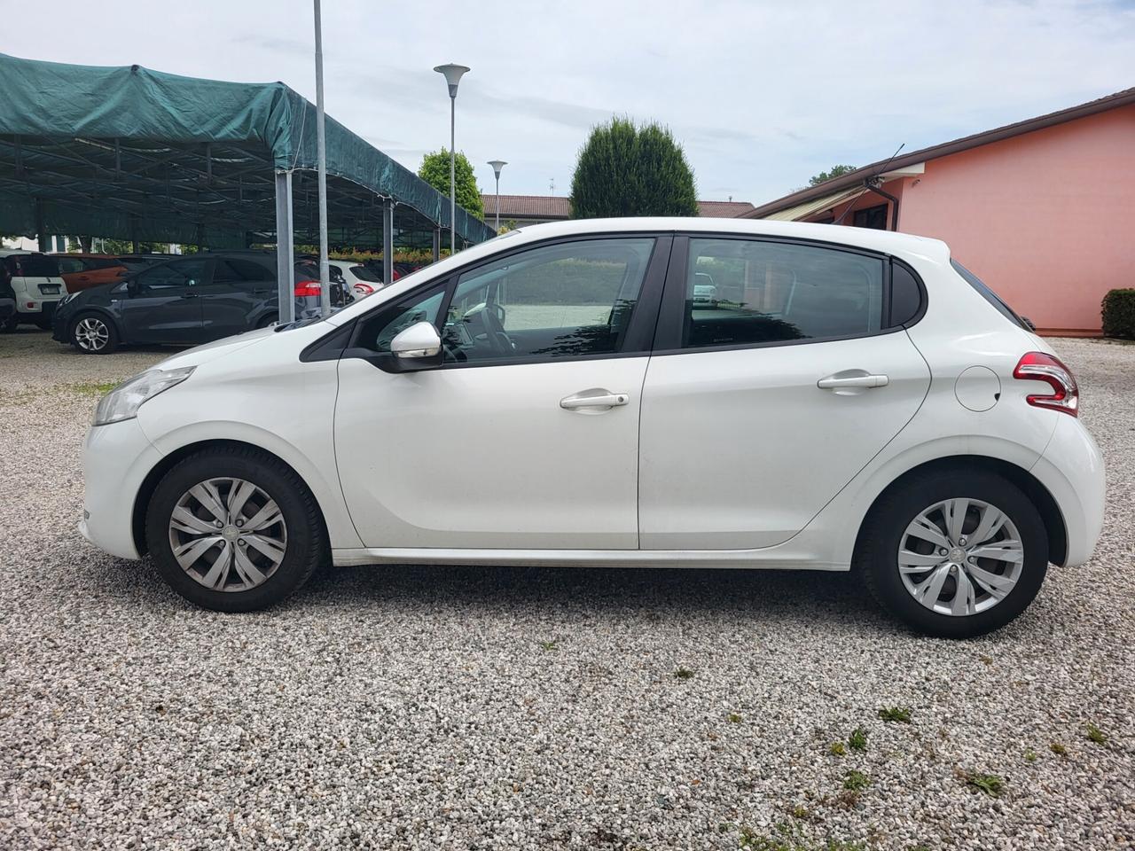 Peugeot 208 1.2 VTi 82 CV 5 porte Active