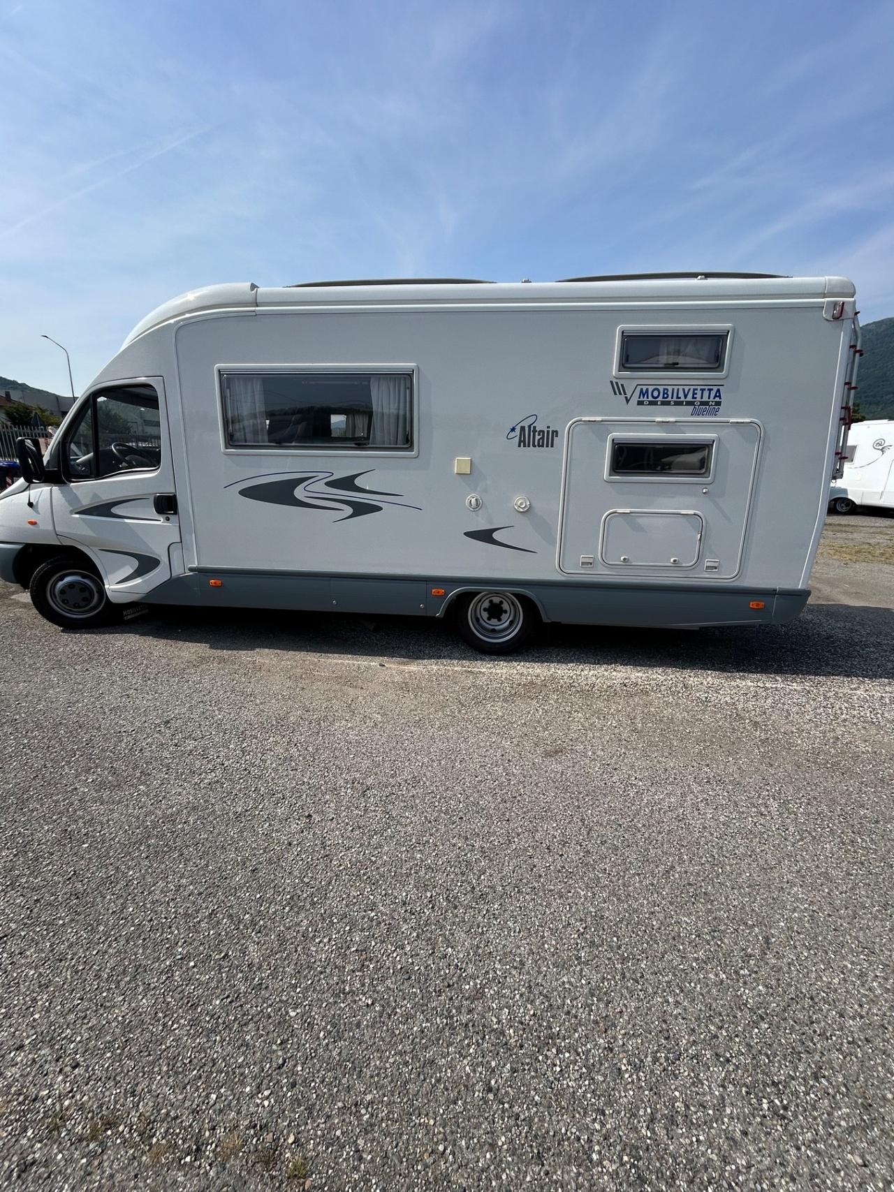 Mobilvetta MOTORHOME ALTAIR SU DAILY DEL 02 UNI PRO949