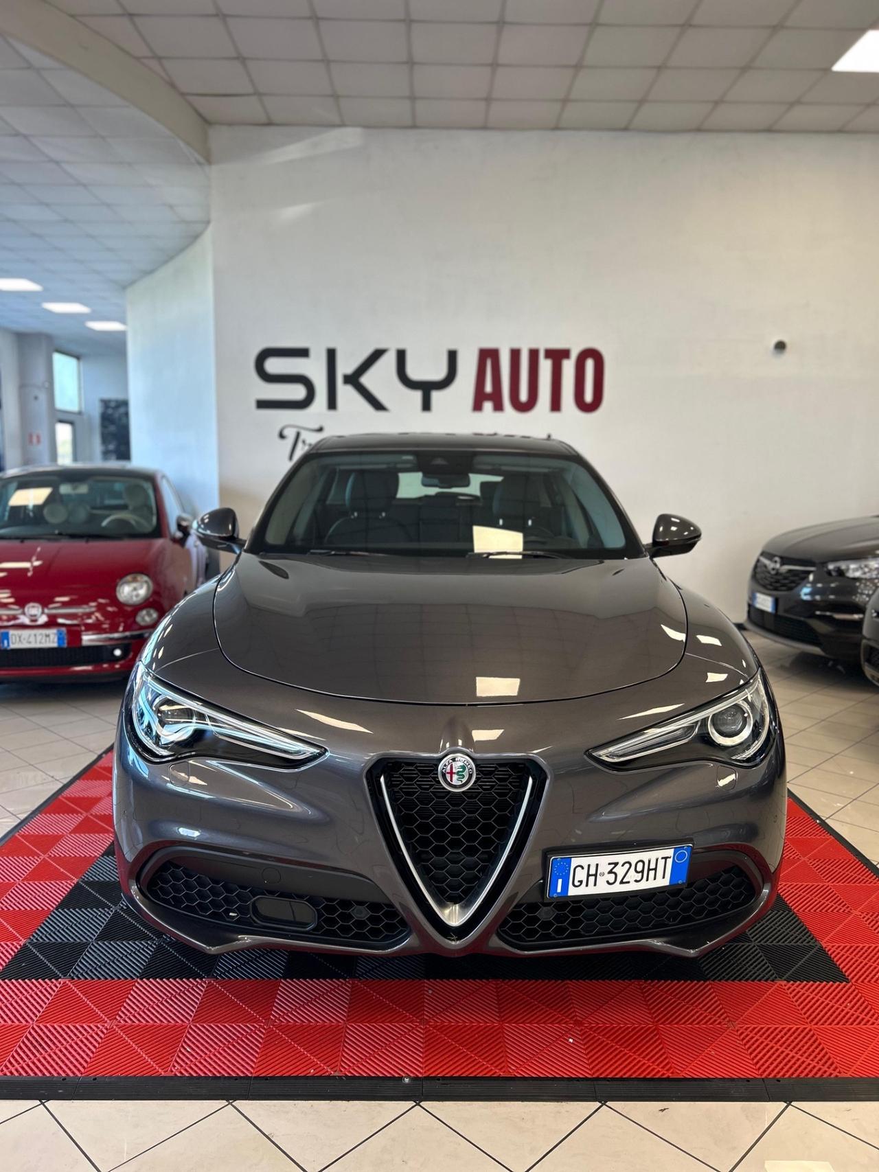 Alfa Romeo Stelvio 2.2 Turbodiesel 160 CV AT8 RWD Business