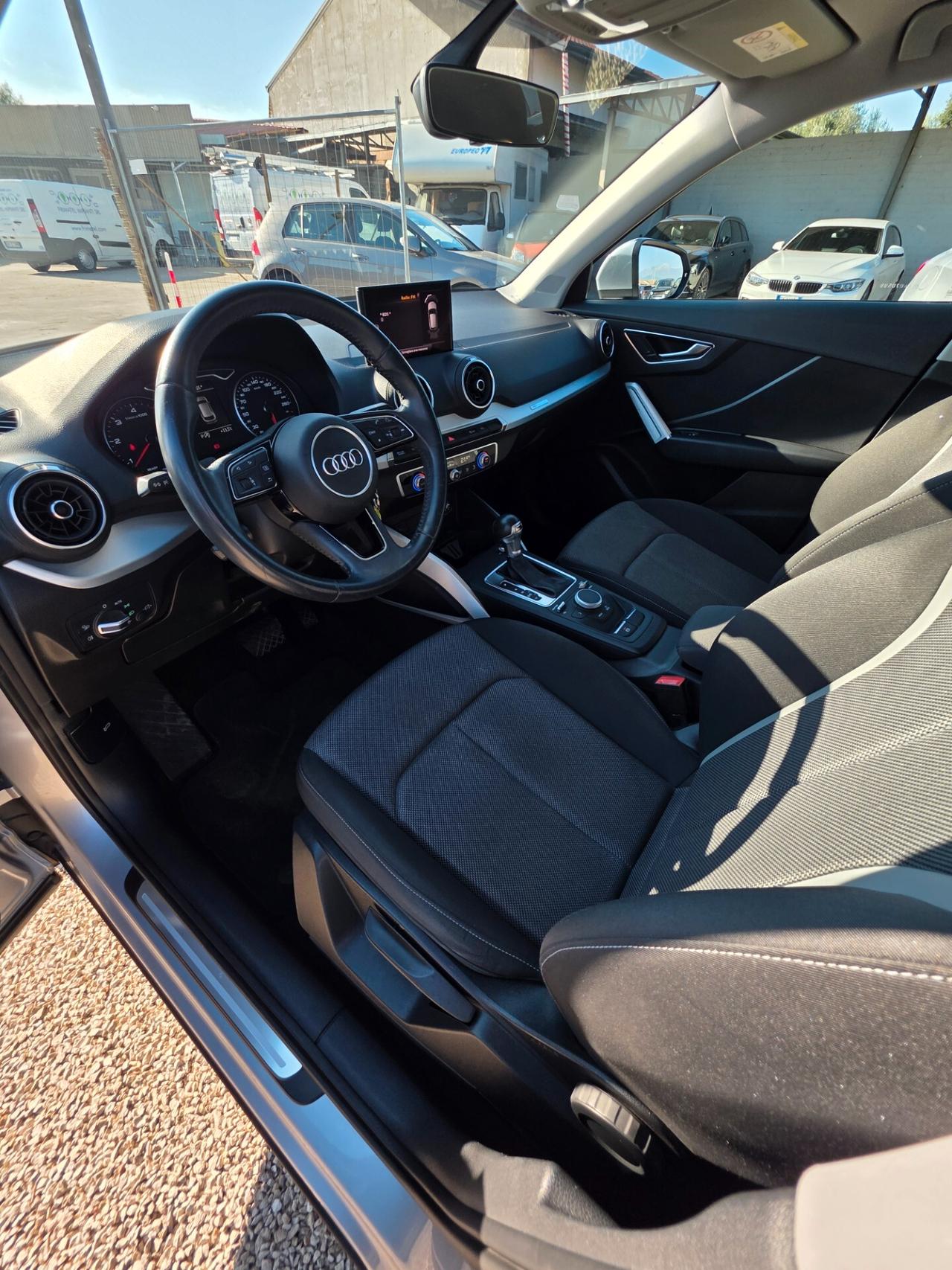 Audi Q2 30 TDI S tronic Business Design