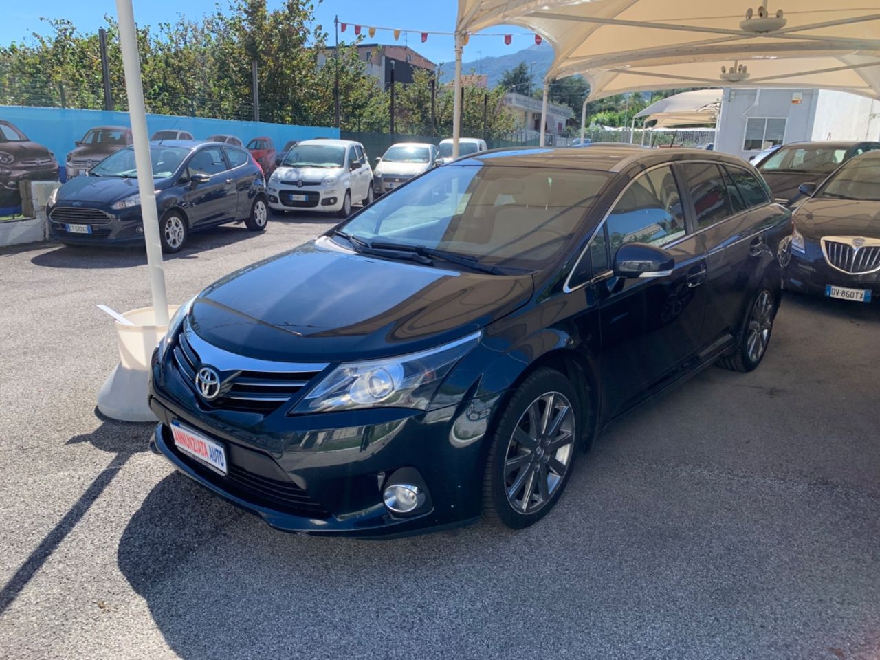 Toyota Avensis 2.2 D-cat Aut. Wagon Lounge