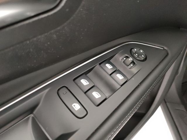 PEUGEOT 5008 BlueHDi 130 S&S EAT8 Allure 7 P.ti