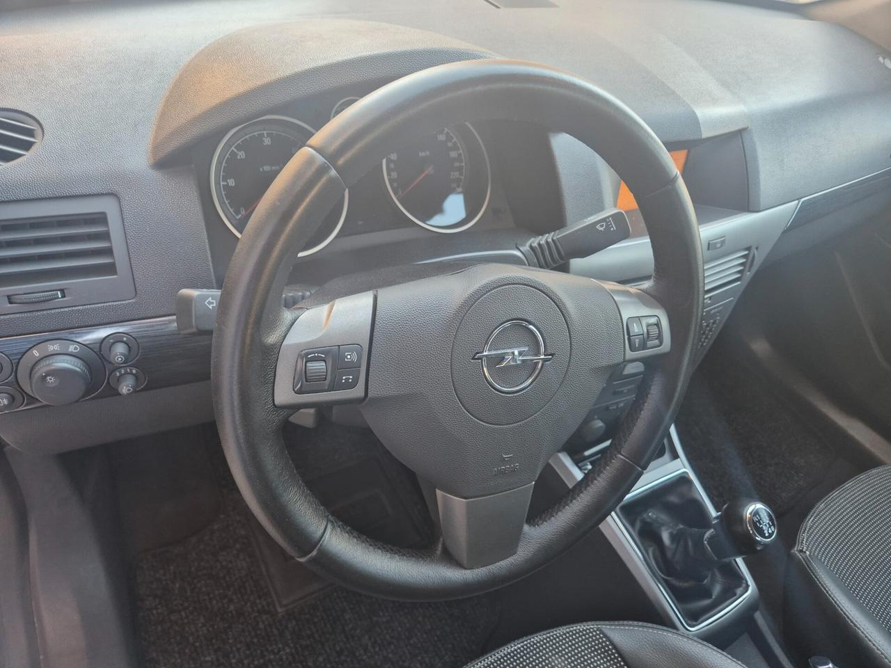 OPEL ASTRA H BERLINA 1.9 DIESEL 120 CV KM CERTIF
