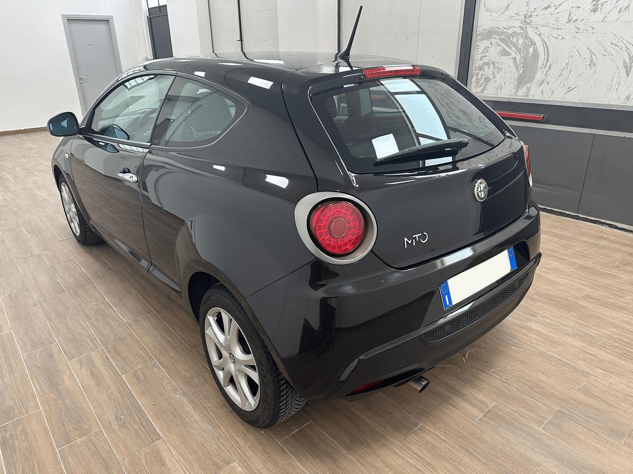 Alfa Romeo MiTo 1.4 78 CV NEOPATENTATI