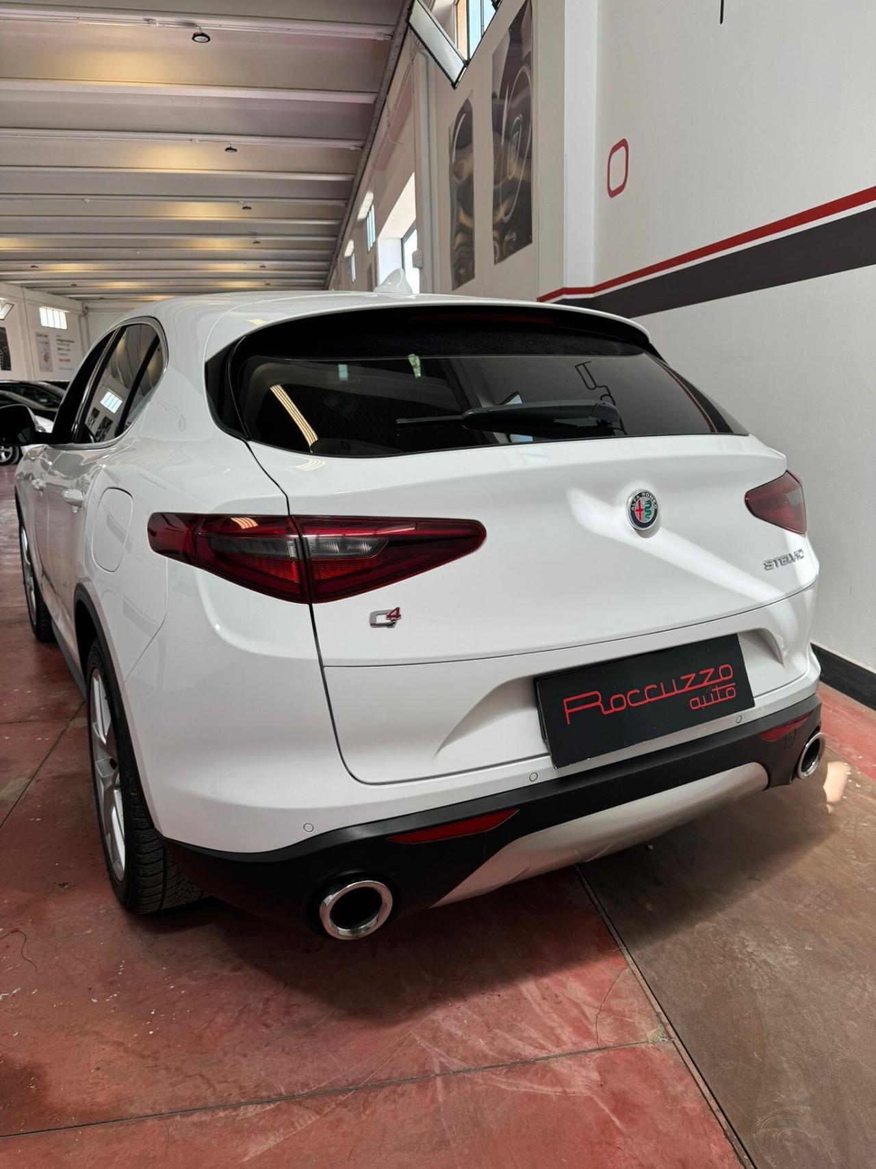 Alfa Romeo Stelvio 2.2 Turbodiesel 210 CV AT8 Q4 Business