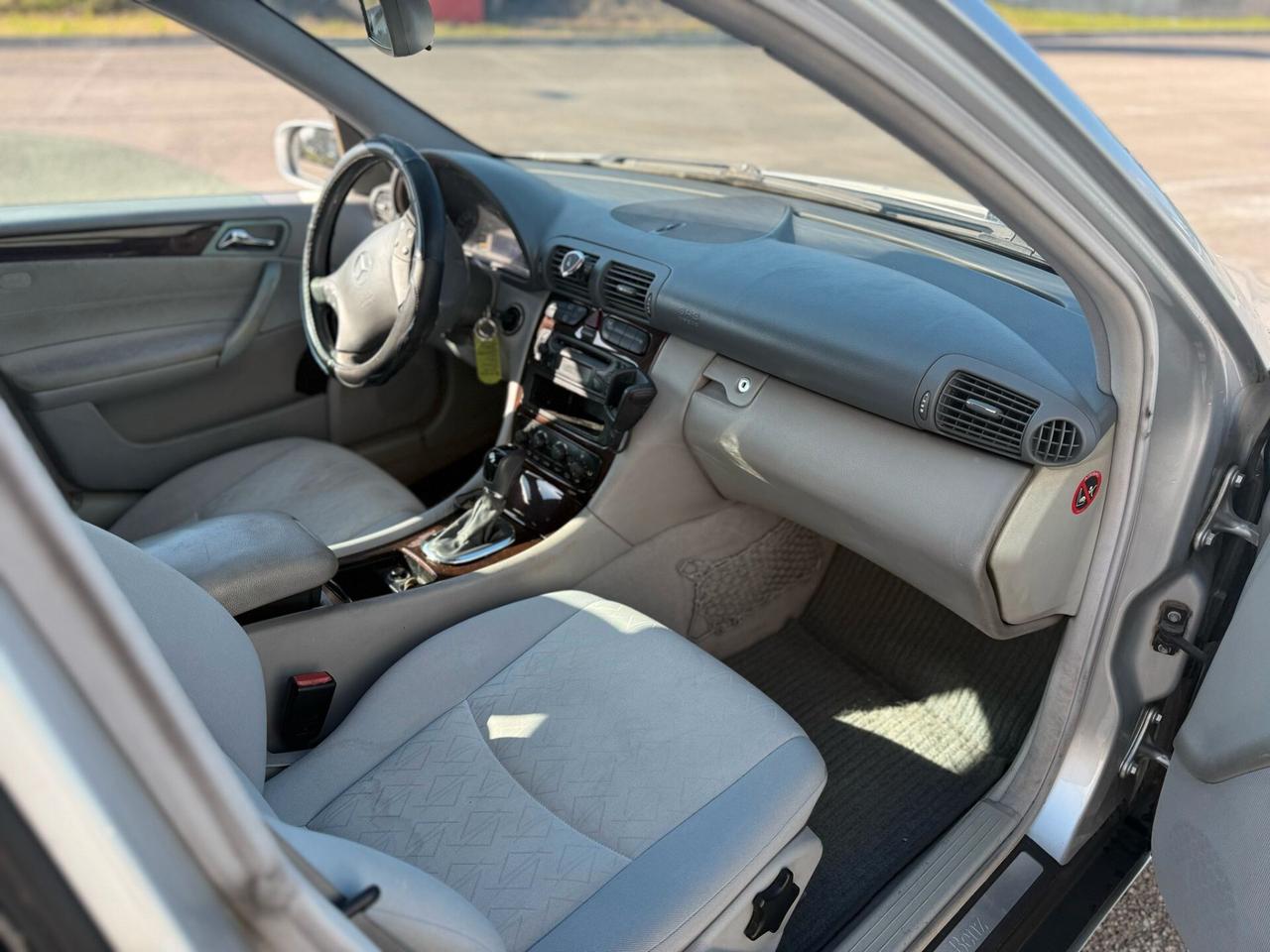 MERCEDES C220 2.2D 2006 12 MESI DI GARANZIA
