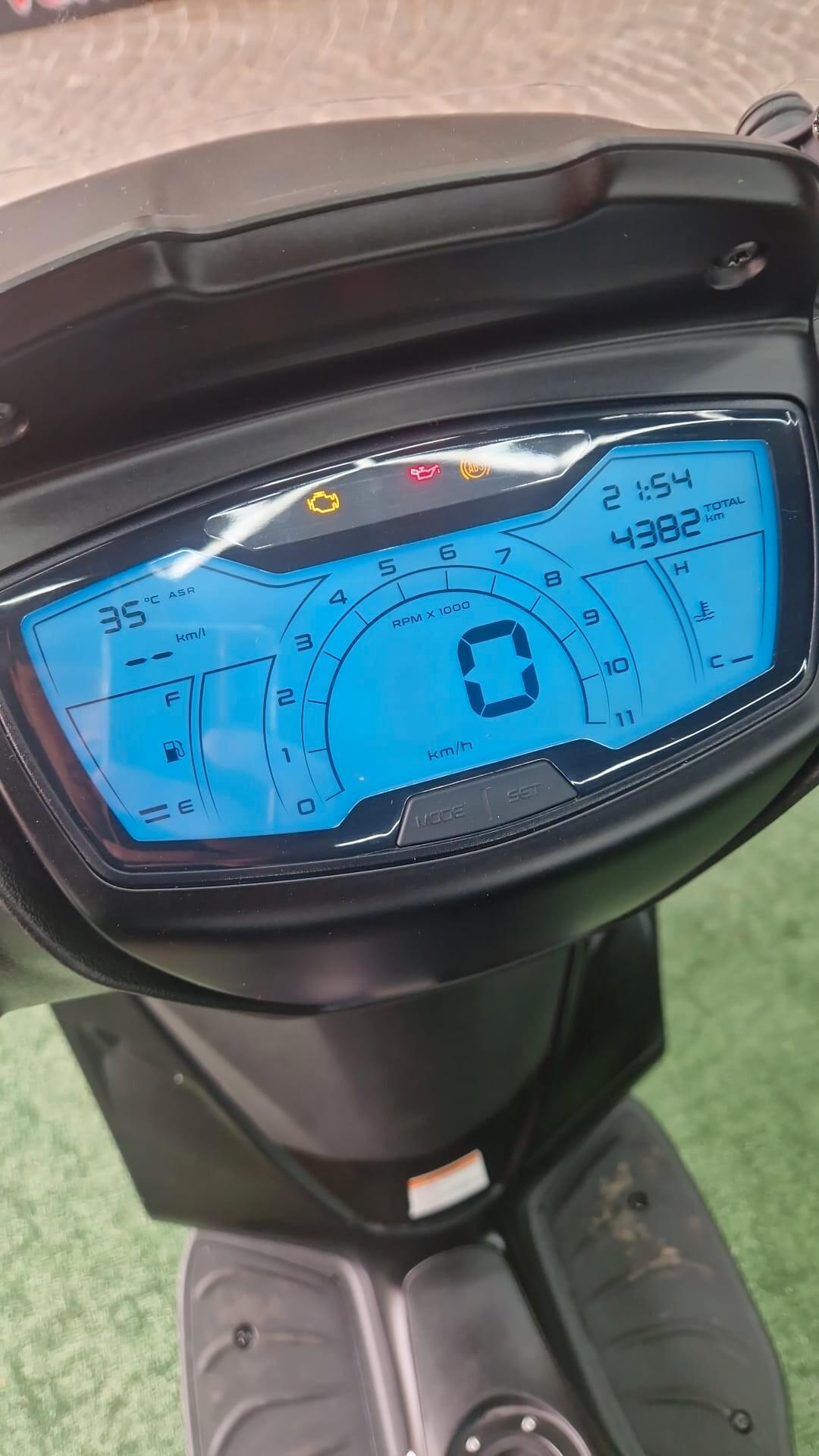 Piaggio Medley 125