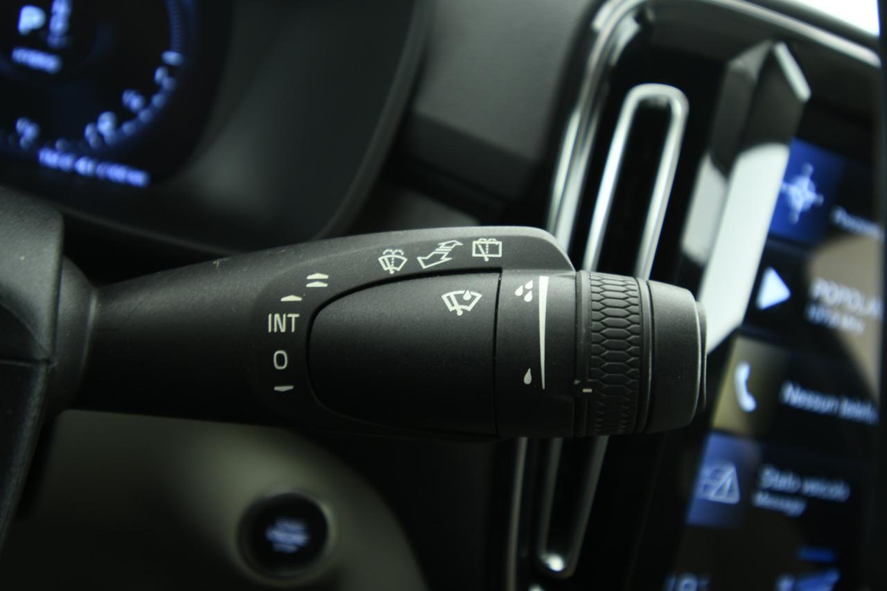 VOLVO XC40 1.5 t5 phev Inscription auto PELLE+APP CONNECT