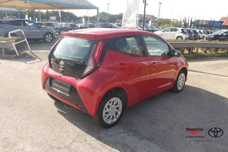 Toyota Aygo Connect 1.0 VVT-i 72 CV 5 porte x-play