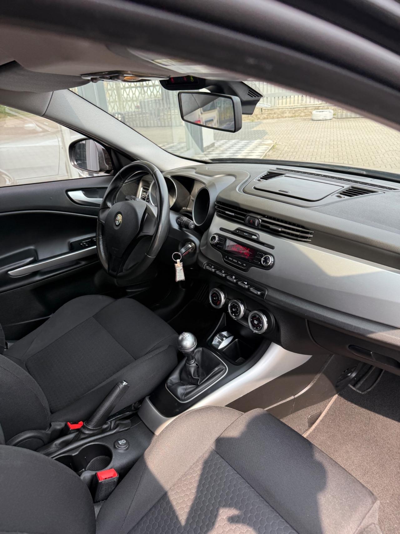 Alfa Romeo Giulietta 1.6 JTDm-2 105 CV Progression