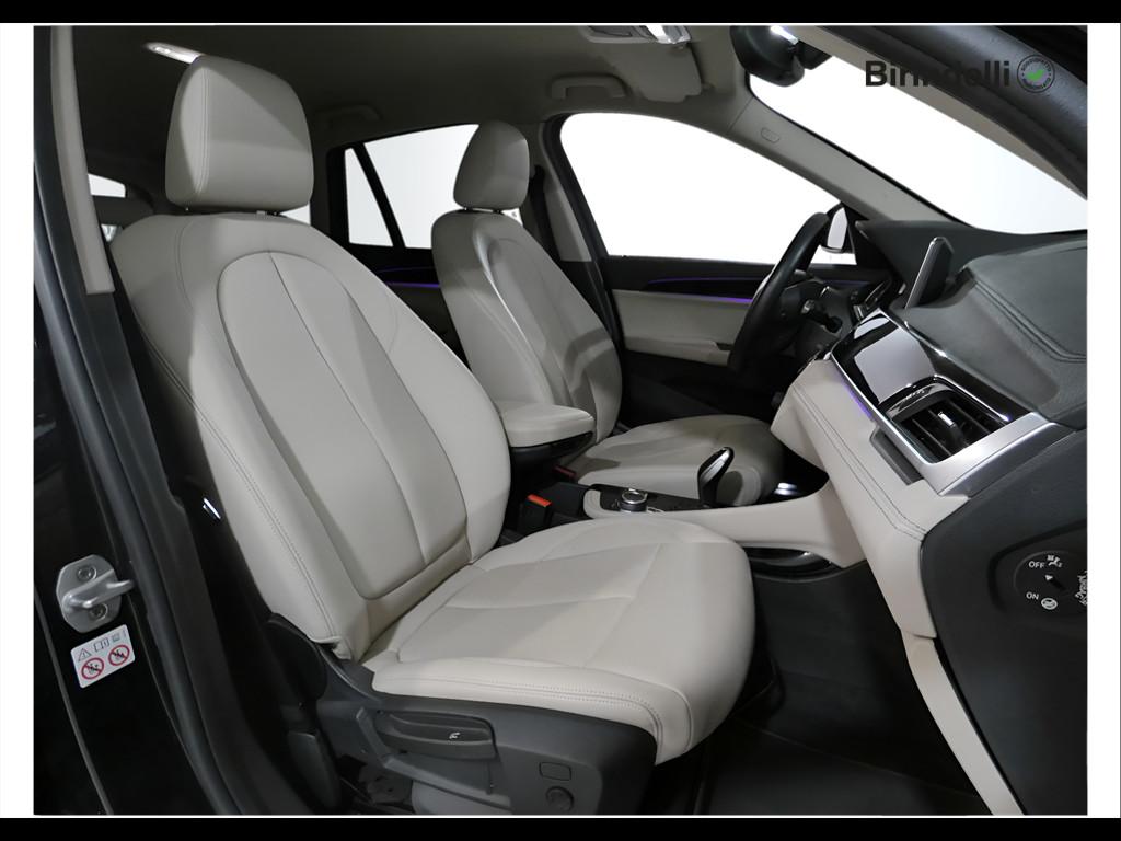 BMW X1 (F48) - X1 sDrive18d xLine