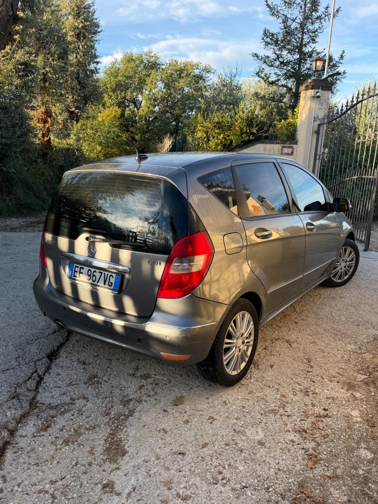 Mercedes-benz A 180 CDI BlueEFFICIENCY Automatic Executive