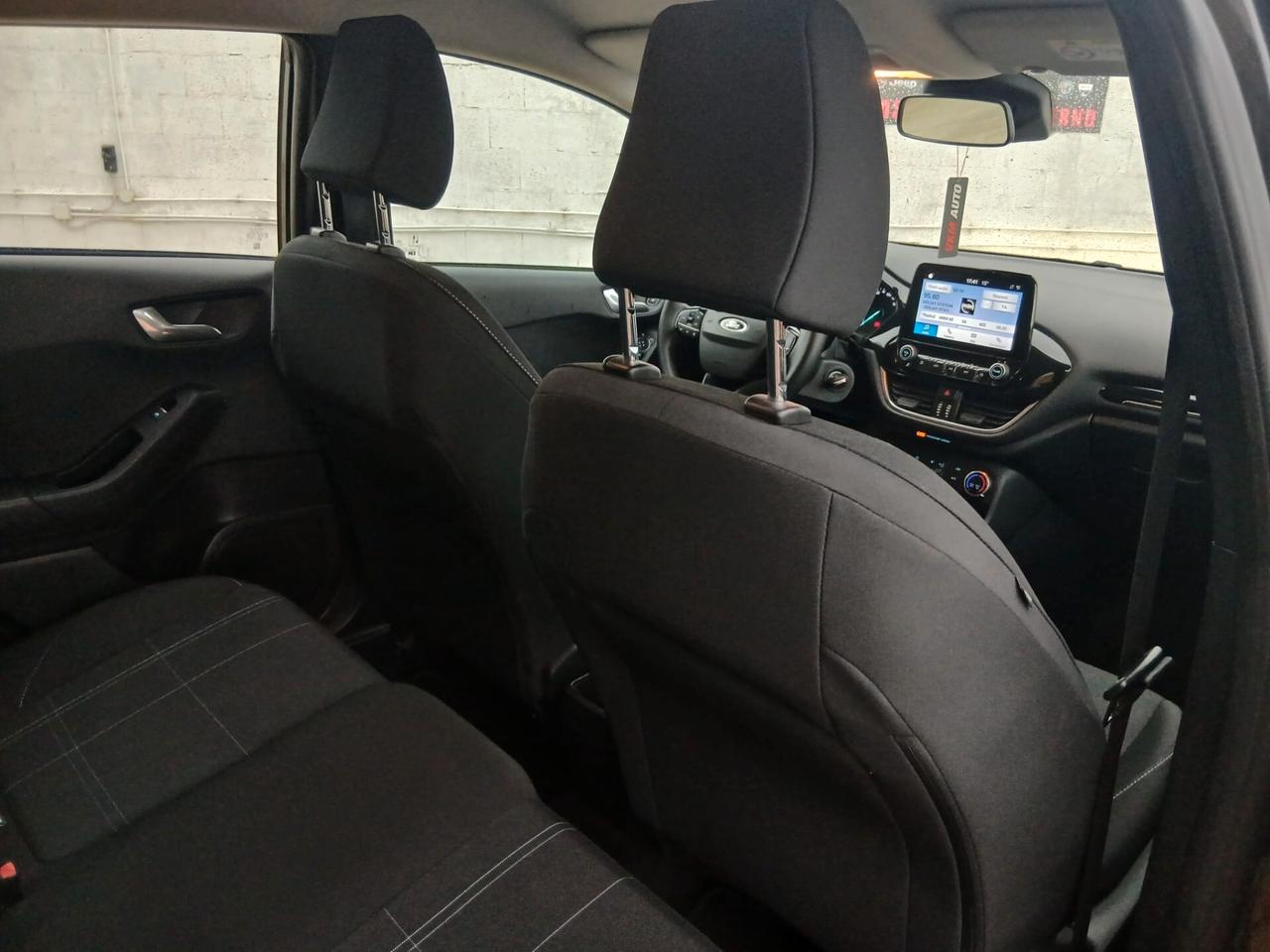 Ford Fiesta 1.1 BENZINA 75CV NEOPATENTATI