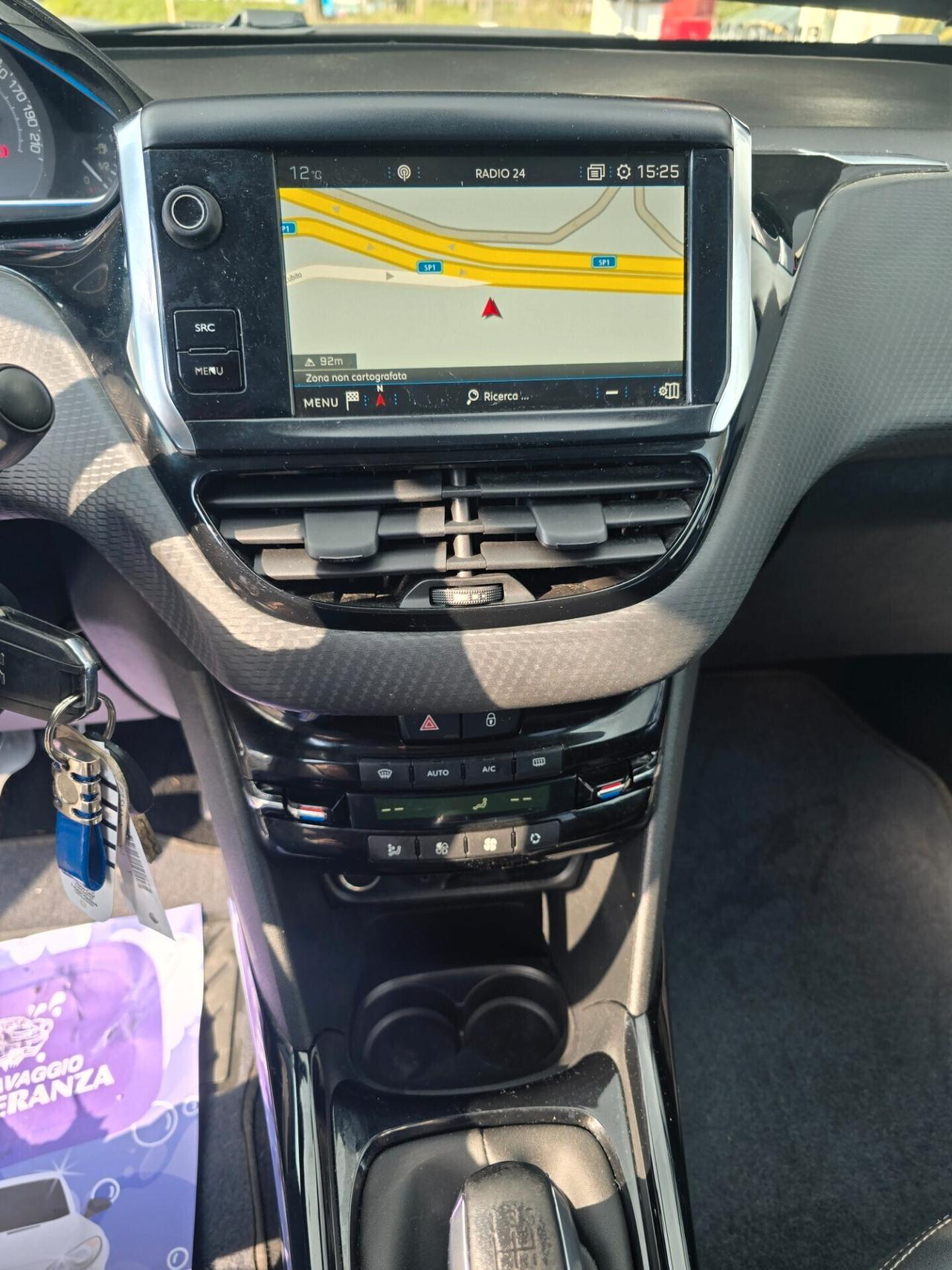 Peugeot 2008 BlueHDi 100cv Allure