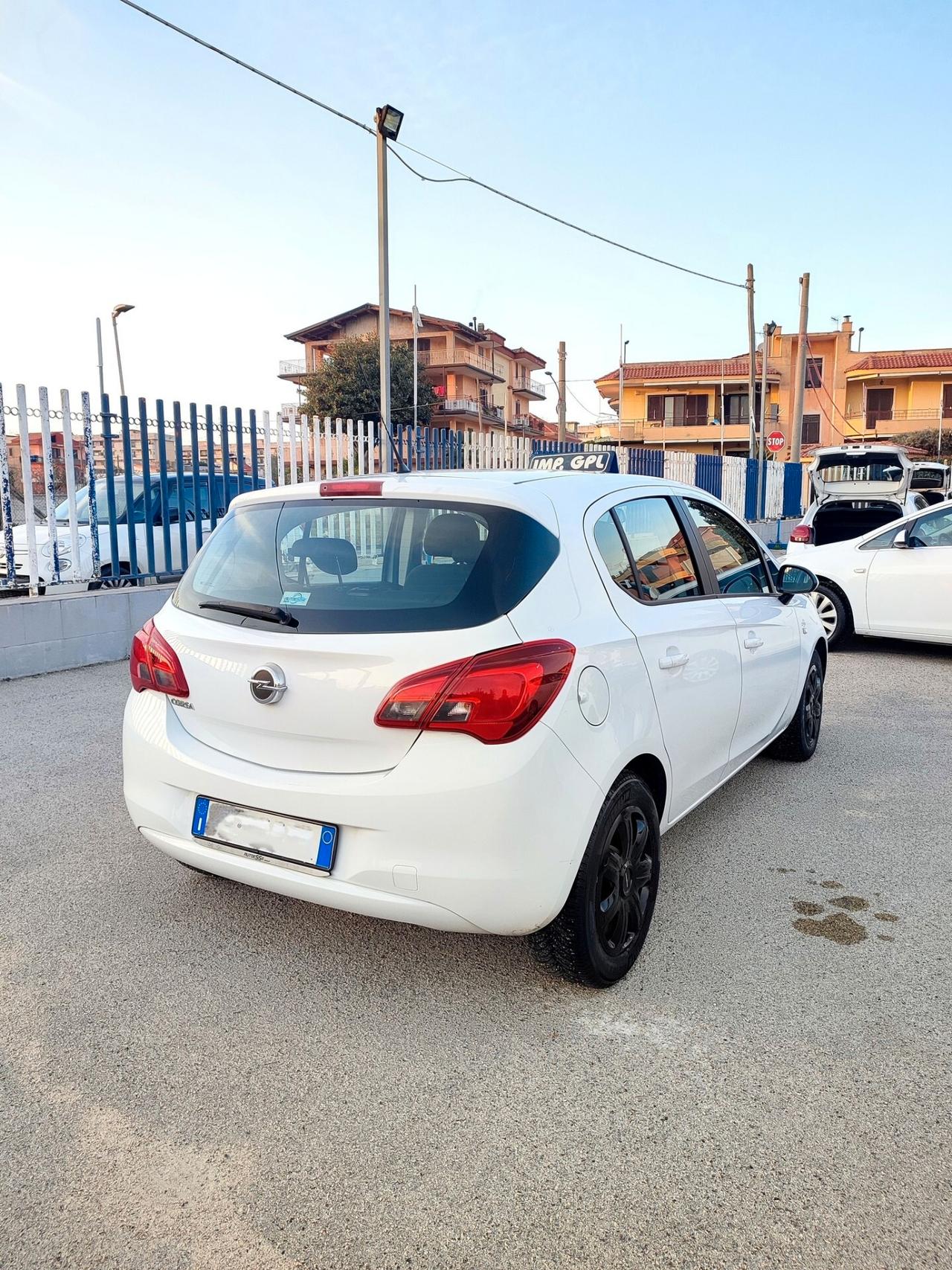 Opel Corsa 1.4 90CV GPL Tech 5 porte n-Joy