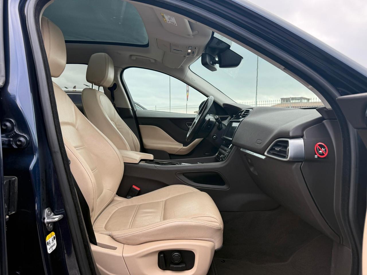 Jaguar F-Pace 2.0 D 180 CV AWD aut. Prestige