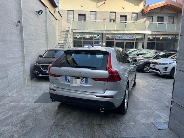 VOLVO XC60 T8 Twin Engine AWD Geartronic Business Plus