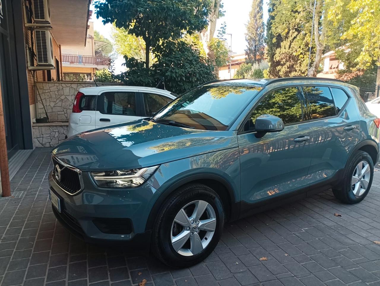 Volvo XC40 T2 Momentum Core