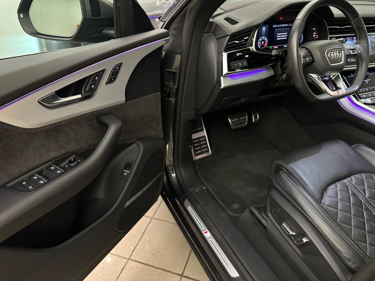 Audi Q8 50 TDI 286 CV full full