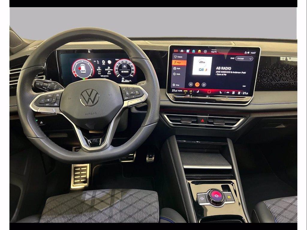 VOLKSWAGEN Tiguan 2.0 tdi r-line 150cv dsg del 2024