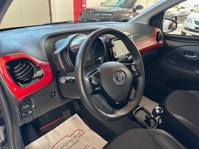 Toyota Aygo 1.0 VVT-i 69 CV 5 porte x-play TSS