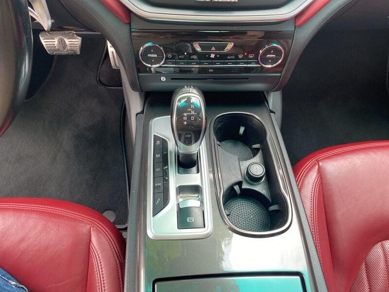 Maserati Ghibli Ghibli 3.0 Diesel 275 CV