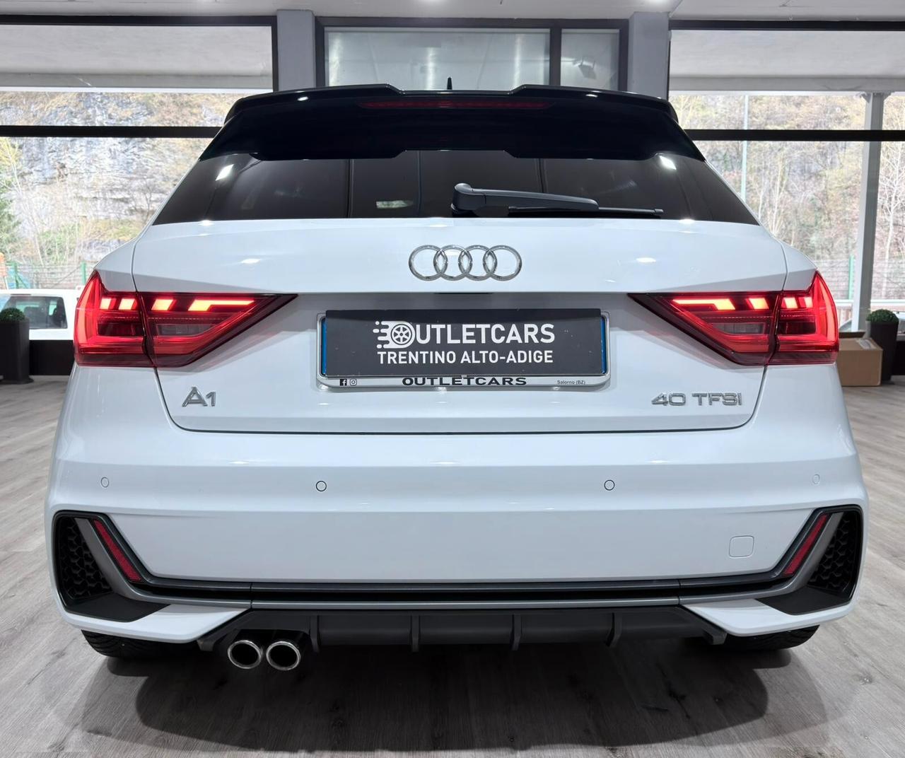 AUDI A1 SPB 40 2.0tfsi 200cv S-LINE S-TRONIC