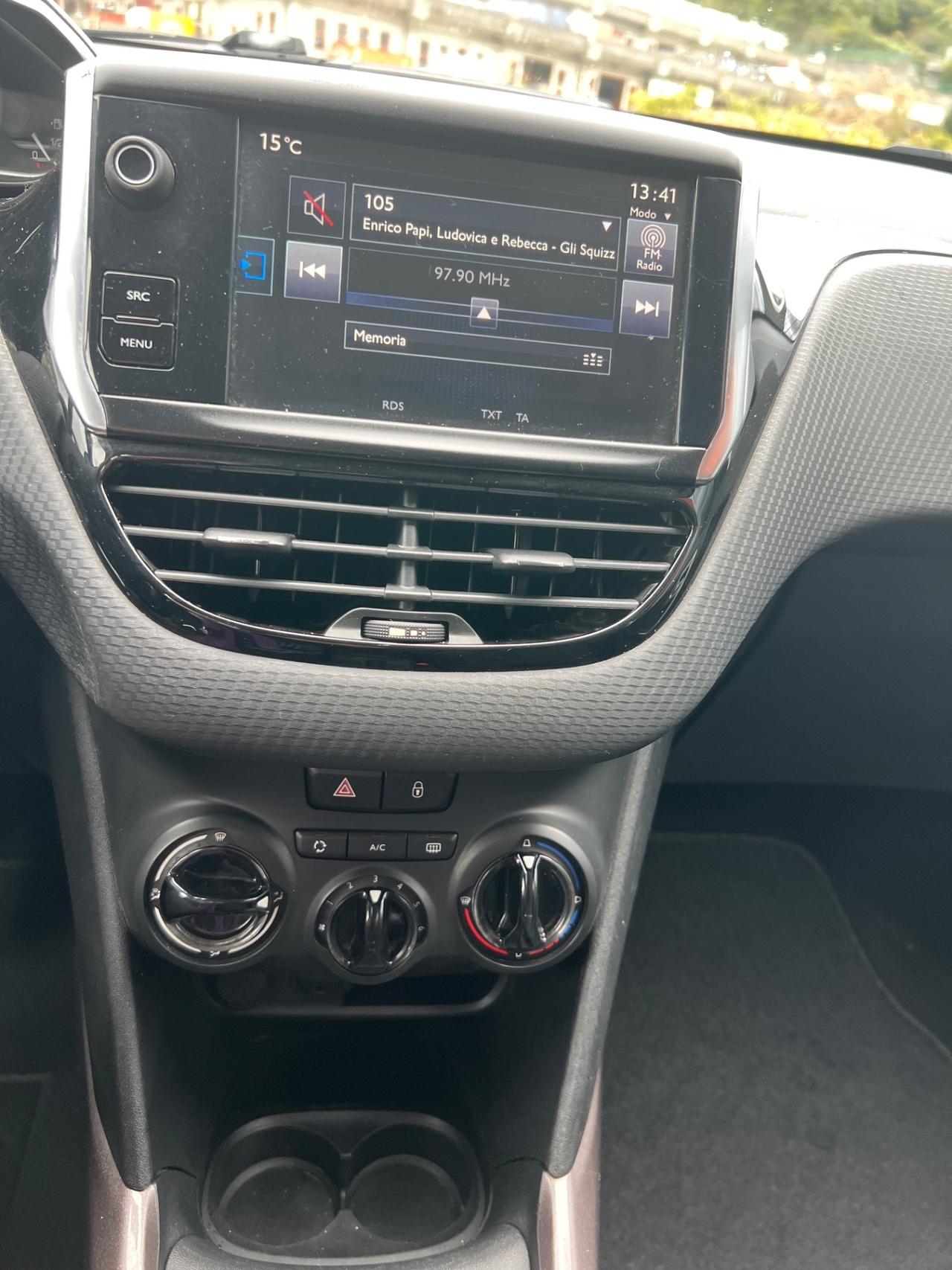 Peugeot 2008 top