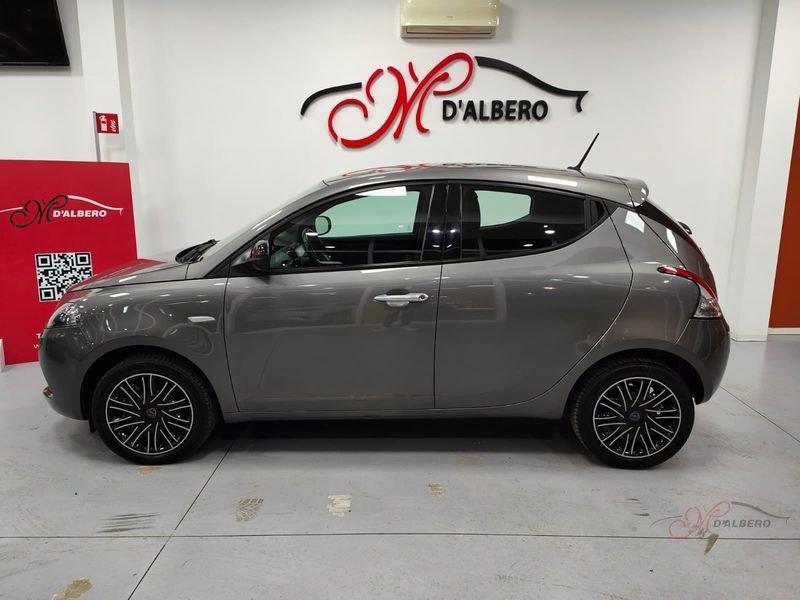 Lancia Ypsilon 1.0 FireFly 70cv Hybrid Gold