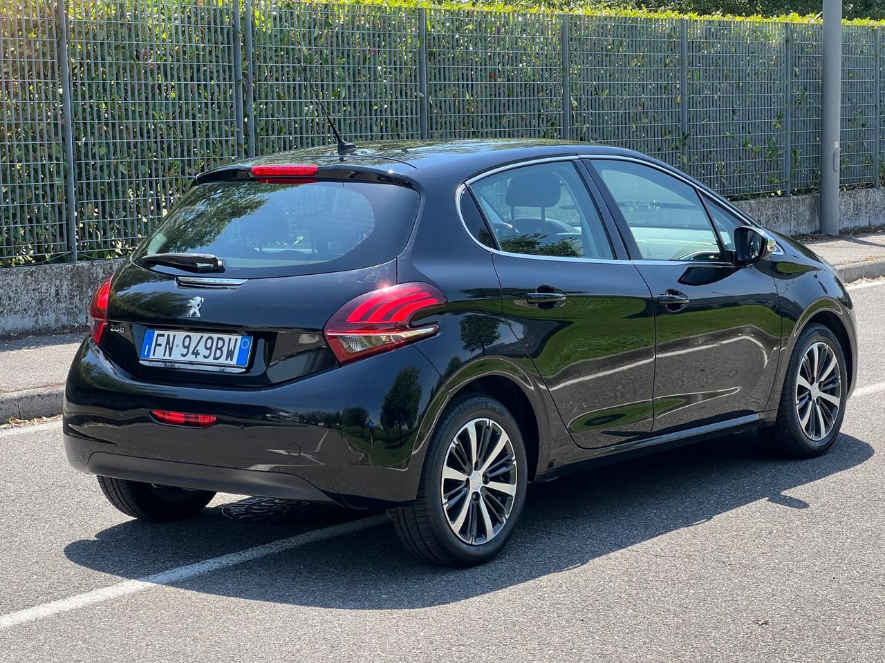 Peugeot 208 1.6 Diesel Ok Neopatentati