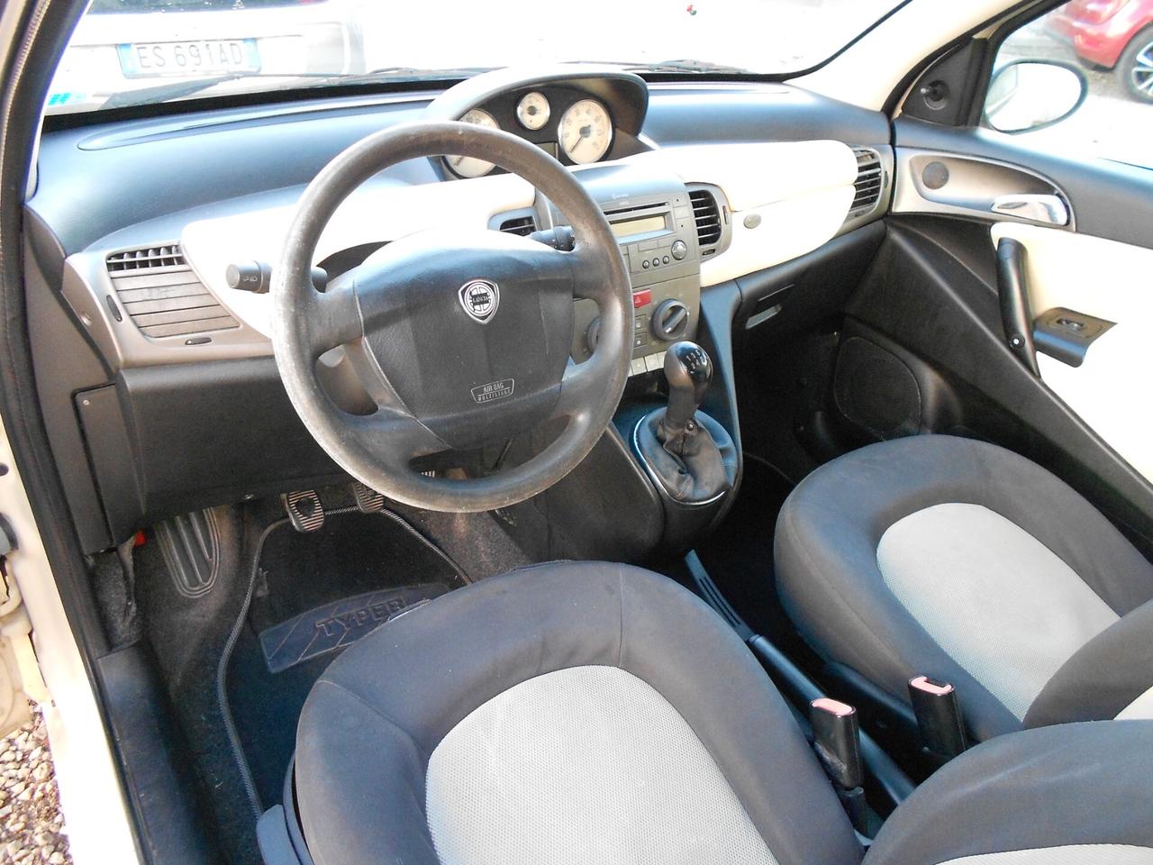 Lancia Ypsilon 1.3 Multijet 16V Platino