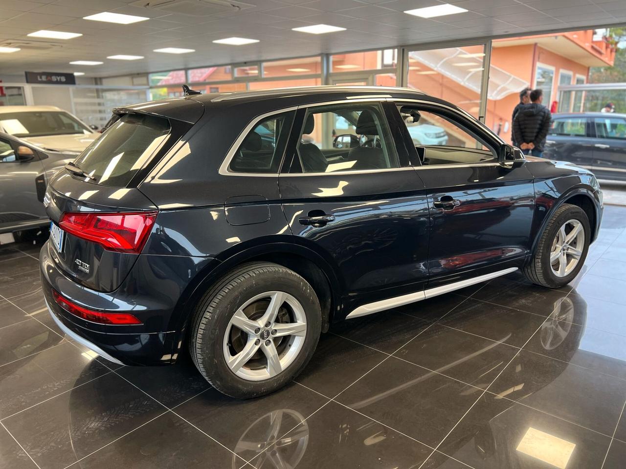 Audi Q5 2.0 TDI quattro S tronic Business Sport