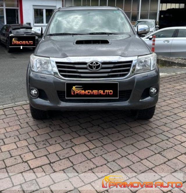 TOYOTA Hilux 3.0 D-4D aut.4WD 4p. DC Stylex