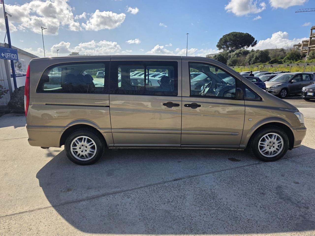 Mercedes-benz Vito 2.2 113 CDI Kombi Crew Long