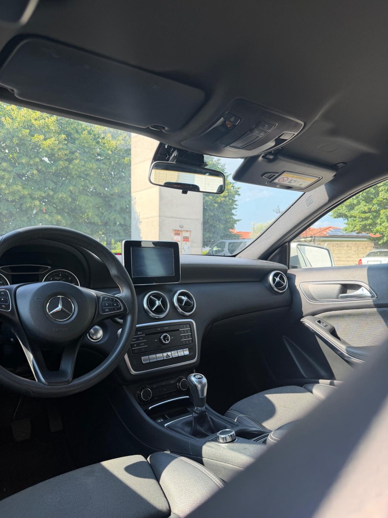 Mercedes-benz A 180 d Business