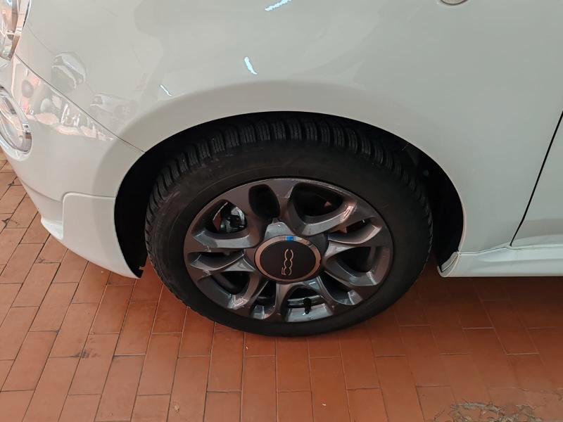 Fiat 500 1.0 hybrid Connect S 70cv