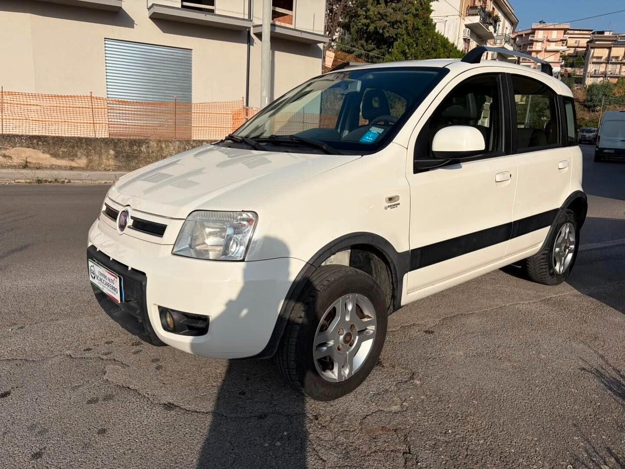 Fiat Panda 1.3 MJT 16V DPF 4x4 Climbing