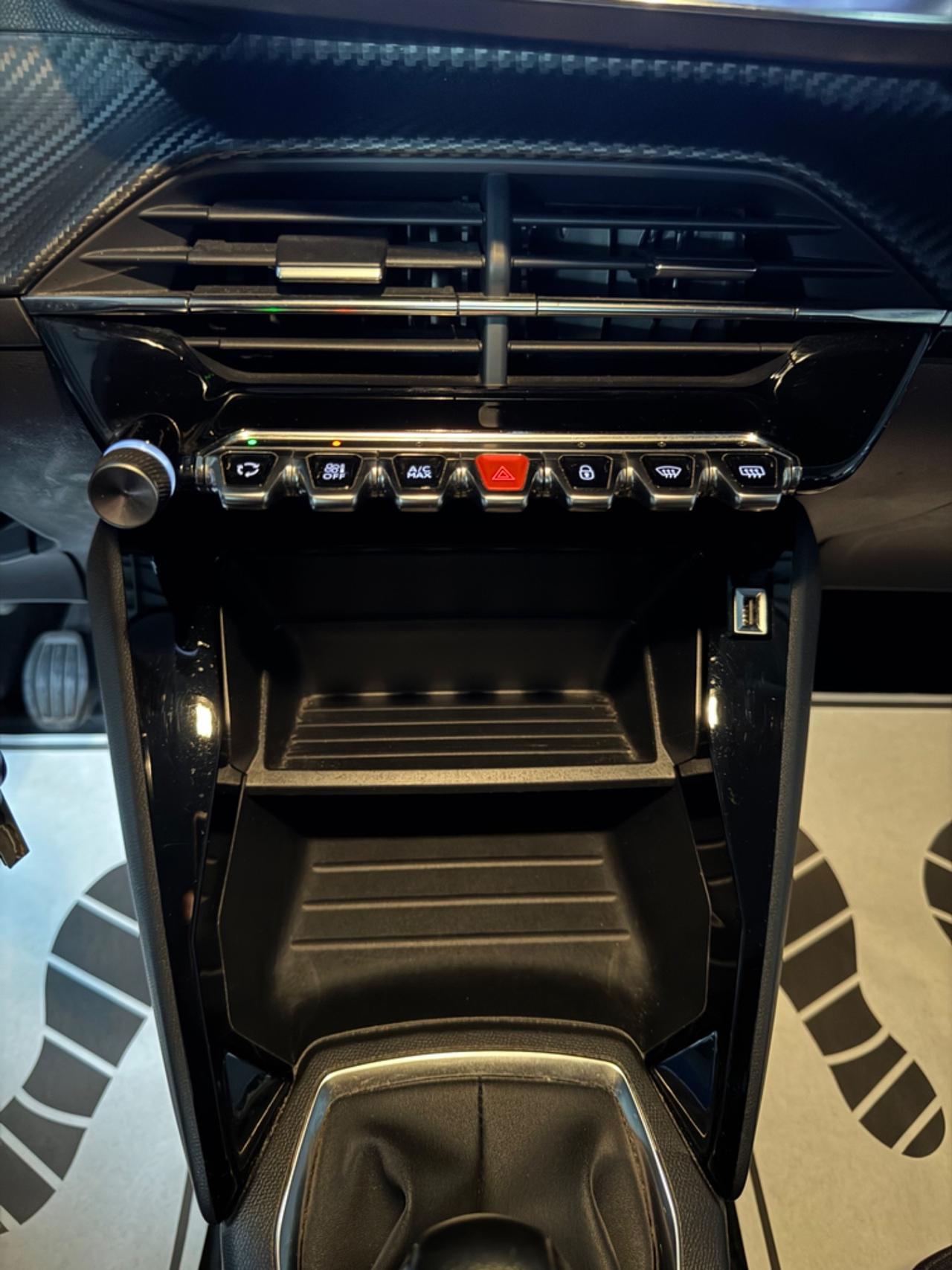 Peugeot 208 PureTech 100 Stop&Start EAT8 5 porte Allure Navi Pack
