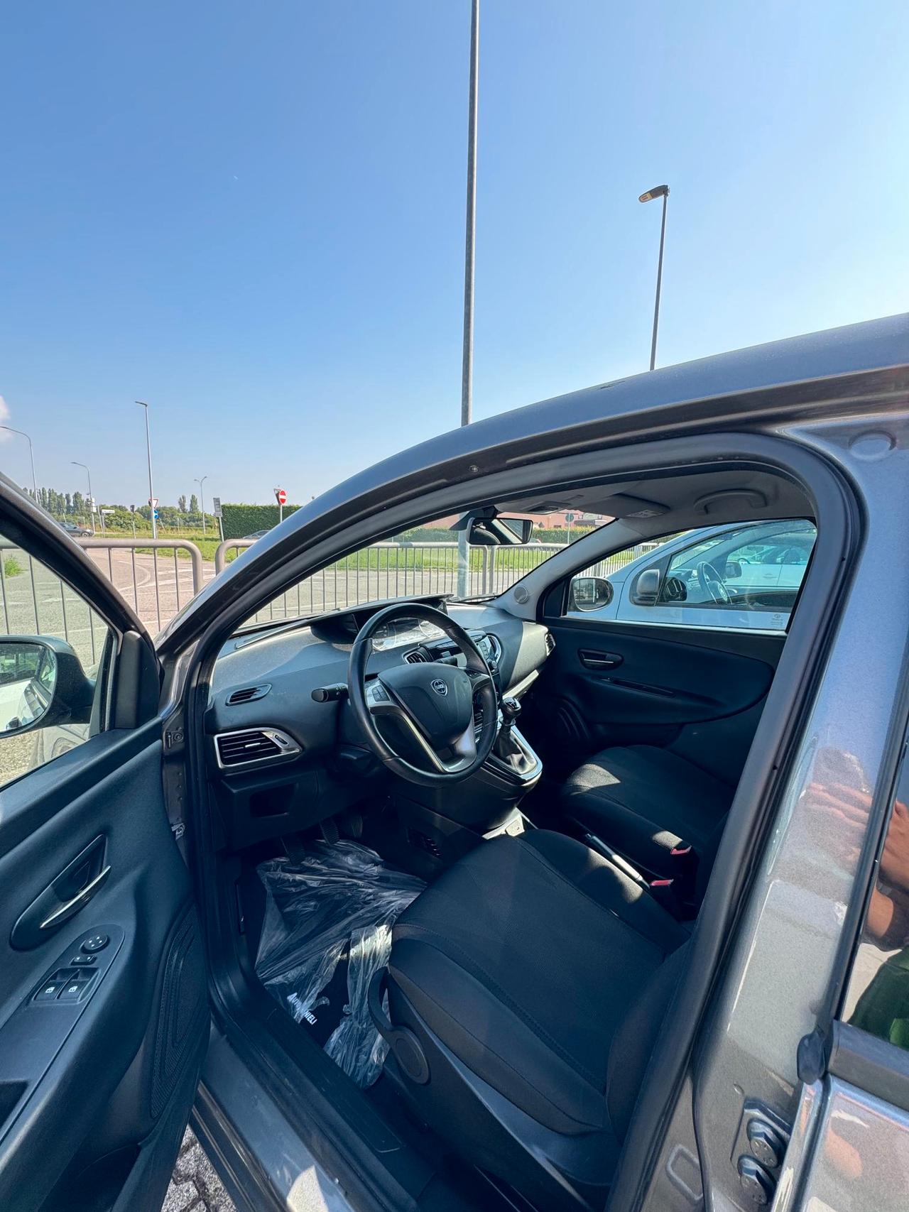 Lancia Ypsilon 5 Porte Ypsilon 1.2 Gold s&s 69cv my19
