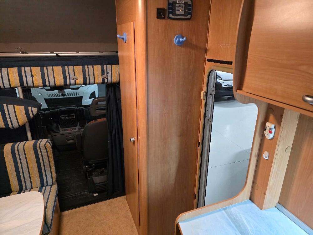 CAMPER ELNAGH BARON 46