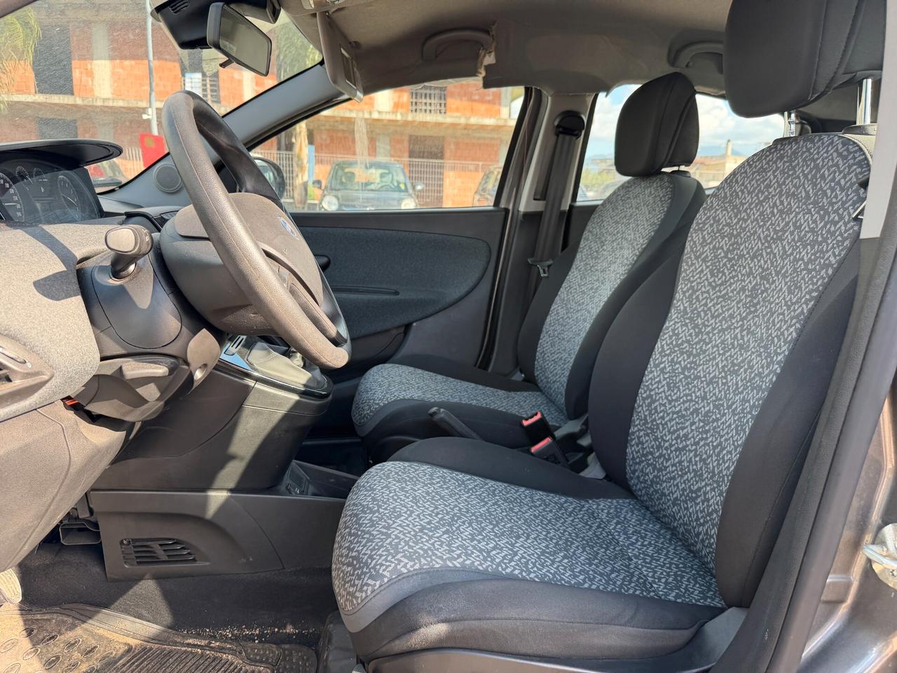 LANCIA YPSILON 2022 1.0 HYBRID 62 CV *POCO DANNO